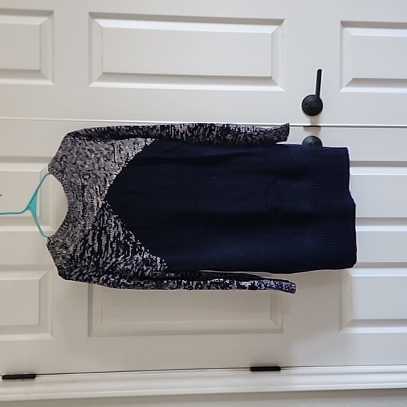 Gap Sweater Dress - Picture 4 of 4